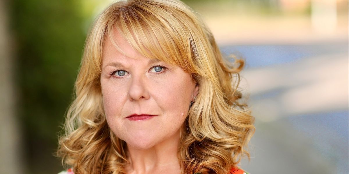 Interview: 'There's Something About Northern Audiences': Actor Wendi Peters on GLORIOUS! at The Hope Mill Theatre