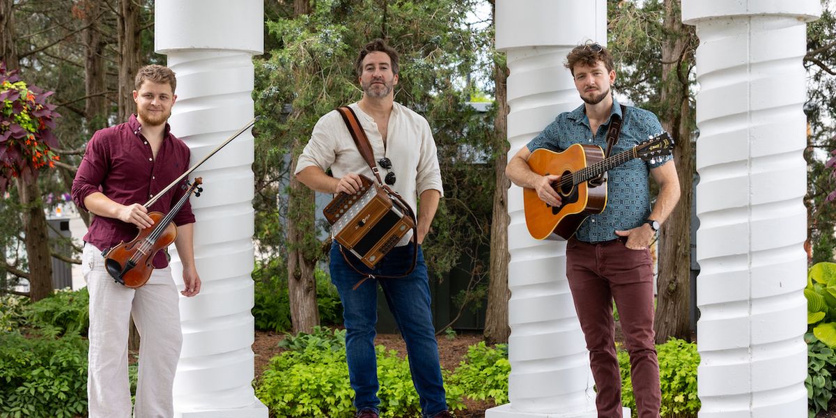 Irish Trio Socks In The Frying Pan To Embark on Coast-to-Coast US Tour