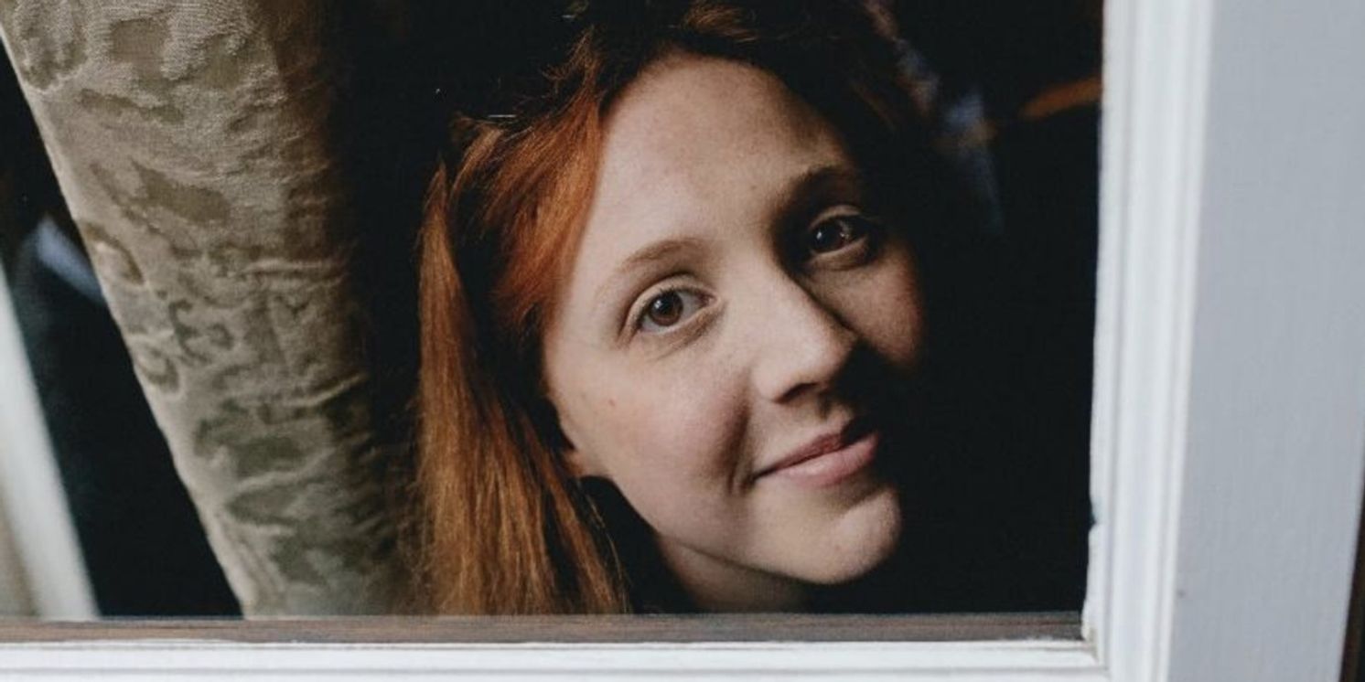 Isley Lynn Will Facilitate Outside Edge Theatre Company's Summer Intermediate Script Writing Group, Write Two  Image