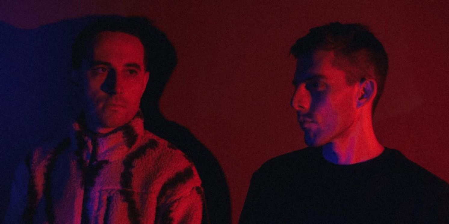 Italian Duo Hiver Share 'Dream Universe' EP  Image