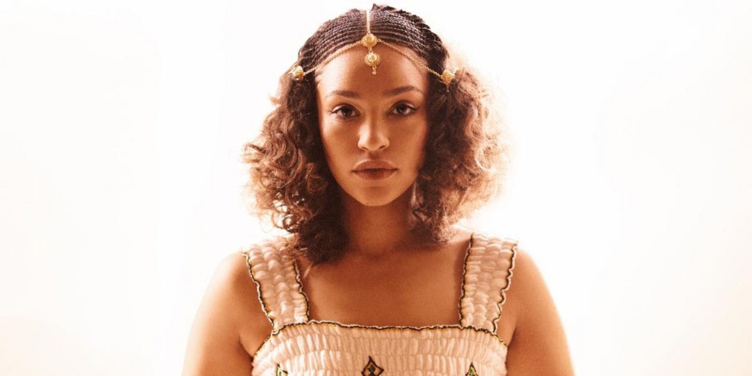 Izzy Bizu Releases New Single 'Flower Power'  Image