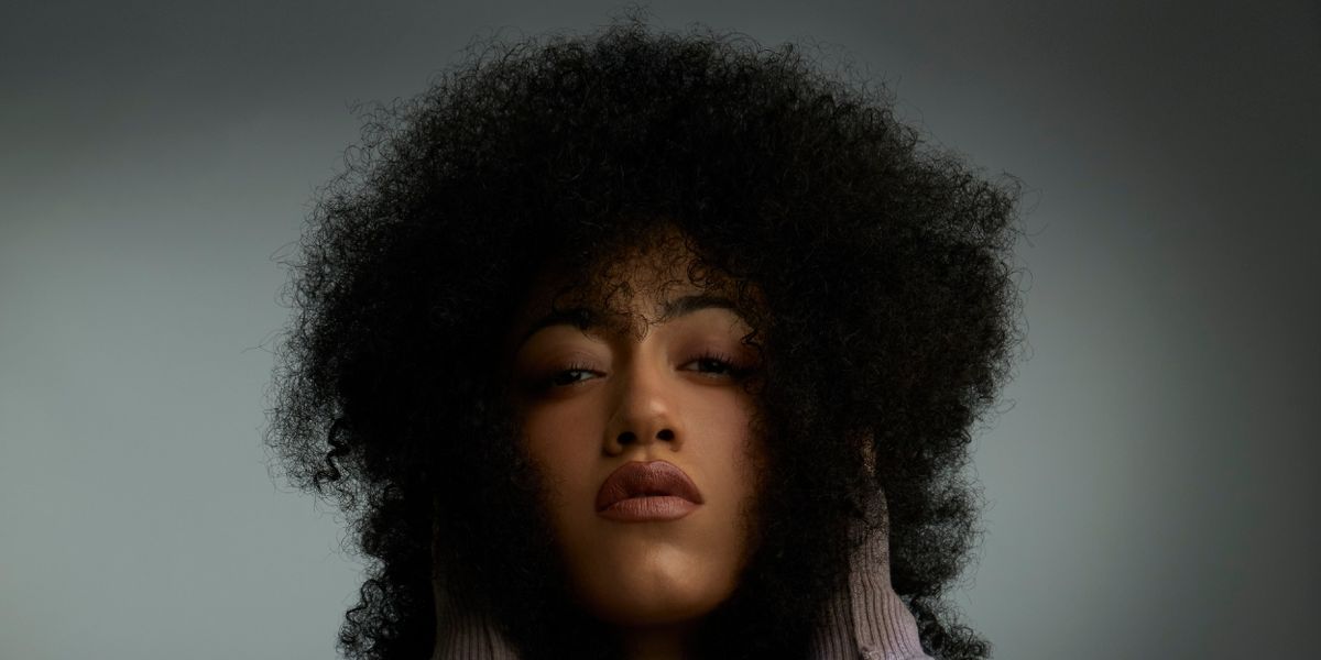 Alternative R&B Artist Jenevieve Sets 'The Crysalis Tour'