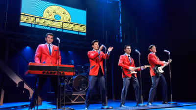 Photos: First Look at JERSEY BOYS 20th Anniversary Tour