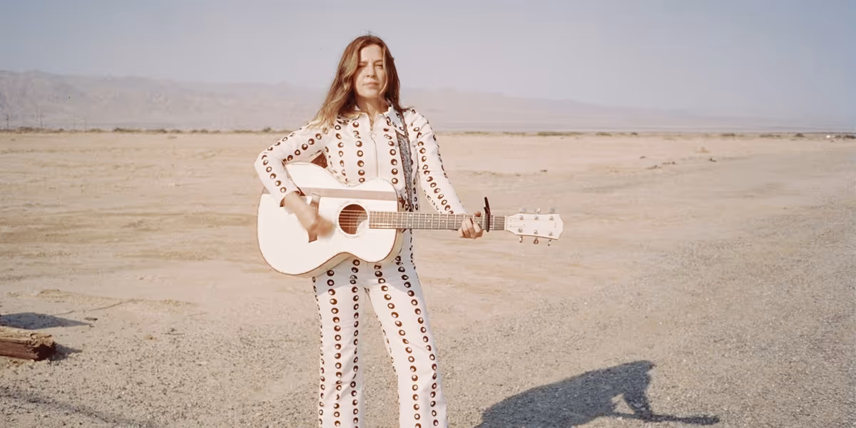 Jade Bird Comes to Botanique in November