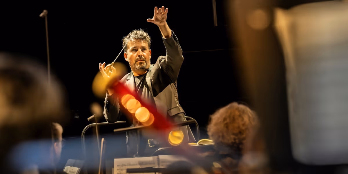 James Gaffigan Extends Contract As General Music Director Of Komische Oper Berlin Through Summer 2030