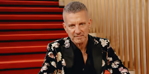 James Moore to Receive Sarah Siddons Society's Leading Artist Award Photo