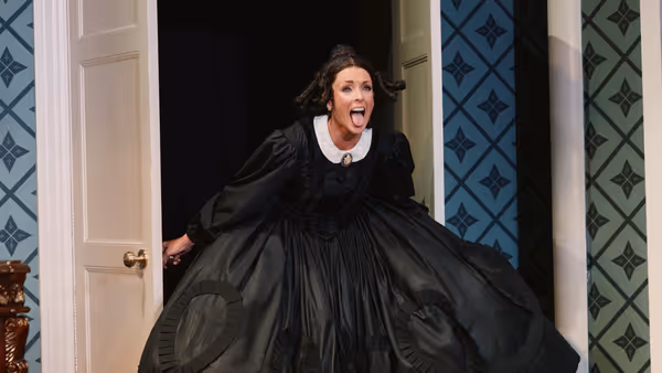 Jane Krakowski Will Reprise Role as 'Mary Todd Lincoln' in OH, MARY! in London Photo
