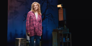 Jean Smart Out of CALL ME IZZY on Broadway Due to Knee Injury