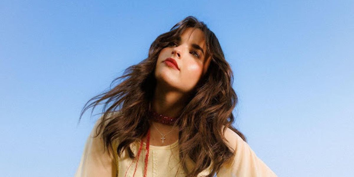 Jenna Raine Releases Debut Album JEANS, BOYS & JESUS
