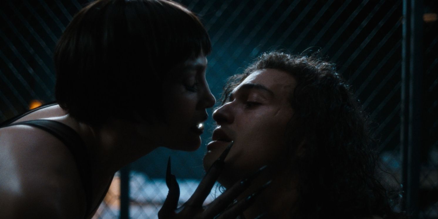 Jennifer Lopez Filmed KISS OF THE SPIDER WOMAN Musical Numbers in One Take  Image