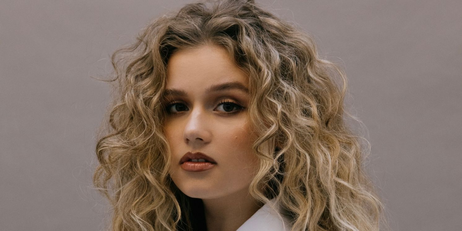 VIDEO: See Jess Folley in New Teaser for BURLESQUE THE MUSICAL in the UK  Image