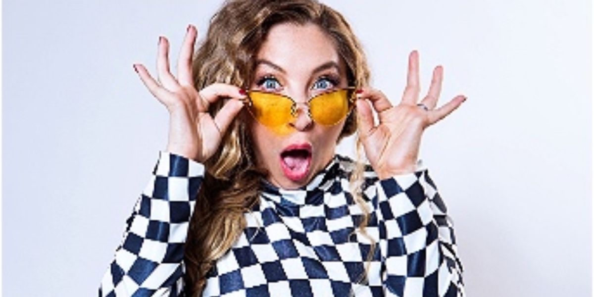 Jess Robinson Brings Elton John-Inspired Show to Soho Theatre and Edfringe