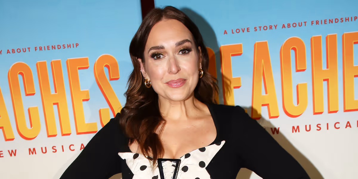 Jessica Vosk Reveals 'Superfan' Snuck Backstage to Her Dressing Room