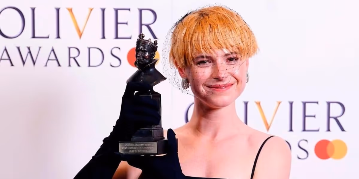 Jessie Buckley: De ganar el Olivier por CABARET a ser la gran favorita al Oscar por HAMNET