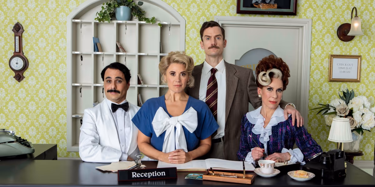 John Cleese's FAWLTY TOWERS Will Make West End Premiere