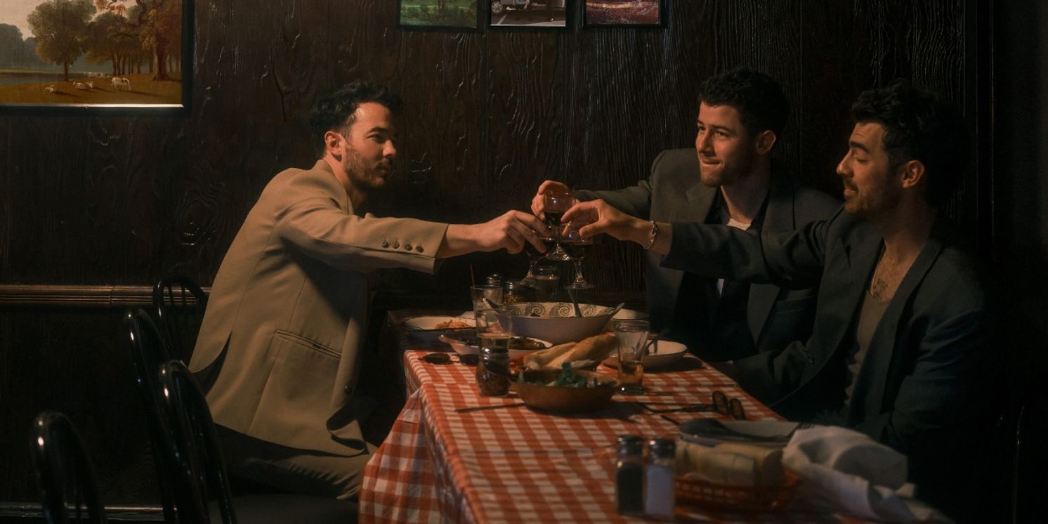 Jonas Brothers Drop Nostalgic Summertime Single 'No Time To Talk'  Image