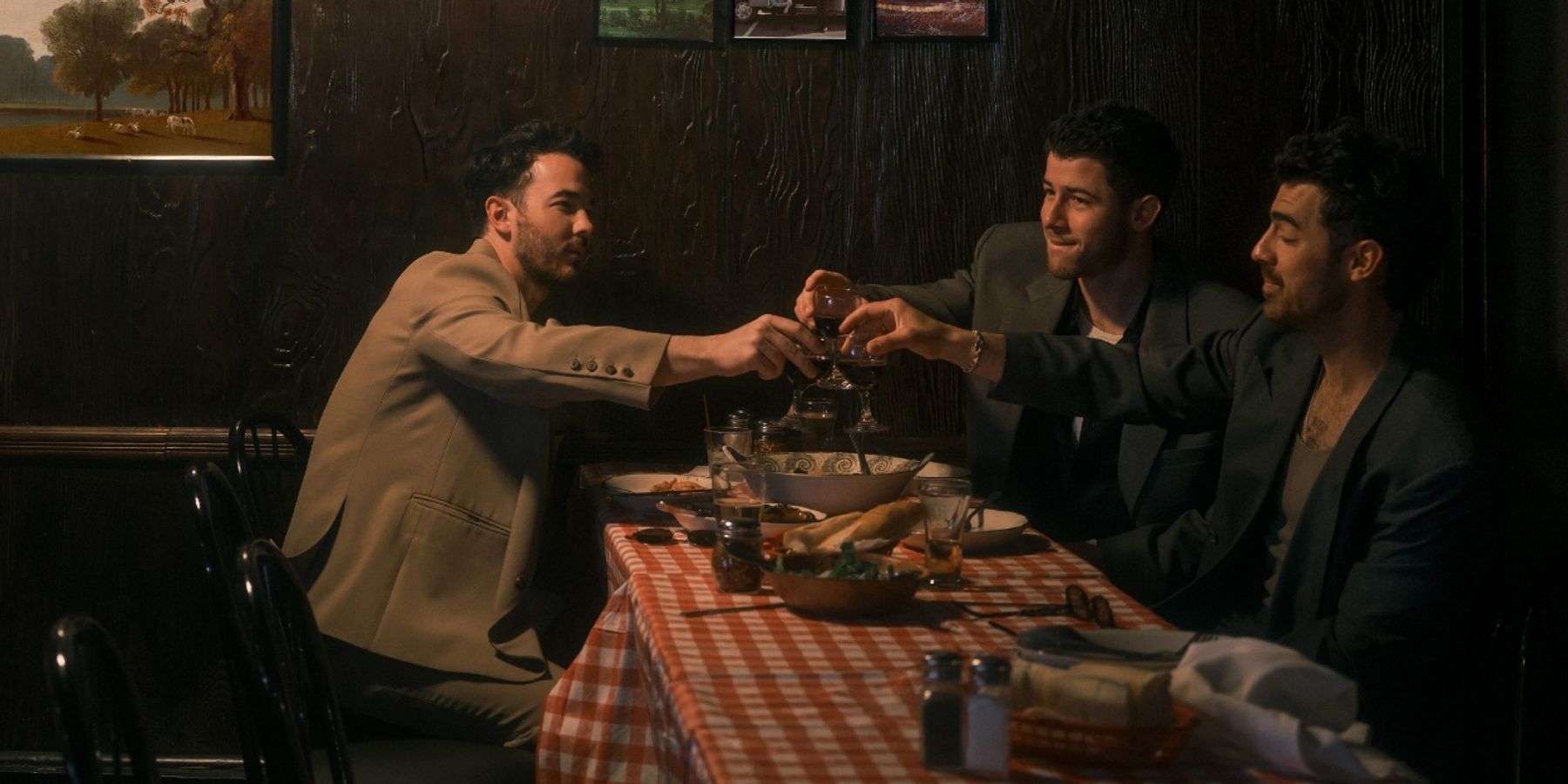 Jonas Brothers Drop Nostalgic Summertime Single 'No Time To Talk'