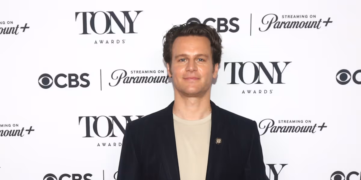 Jonathan Groff Recalls Turning Down GLEE to Ryan Murphy
