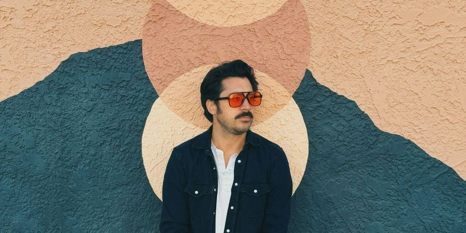 Jordan Caiola of Mo Lowda to Perform Solo at Club Passim in May  Image