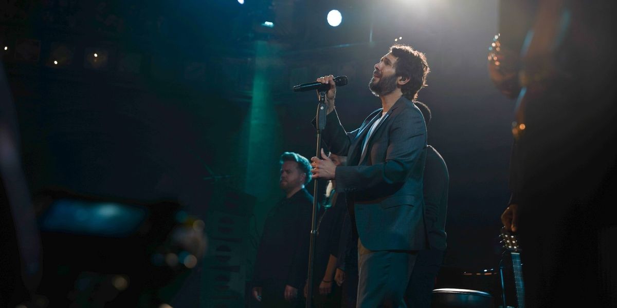 Película del concierto de Josh Groban llega a los cines AMC este Día de San Valentín 
