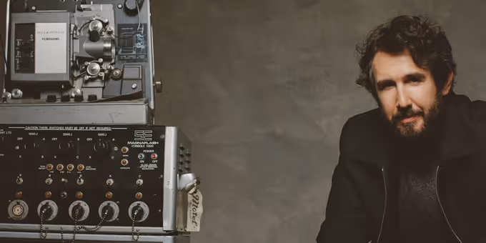 Josh Groban Confirms New Movie Album CINEMATIC; Listen to 'Can You Feel the Love Photos