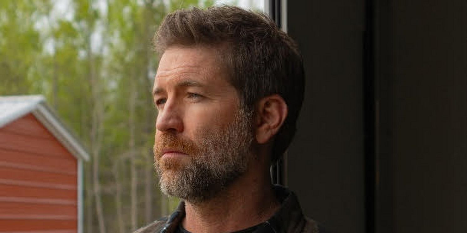 Josh Turner Releases New Song From Forthcoming Album, 'Heatin' Things Up'  Image