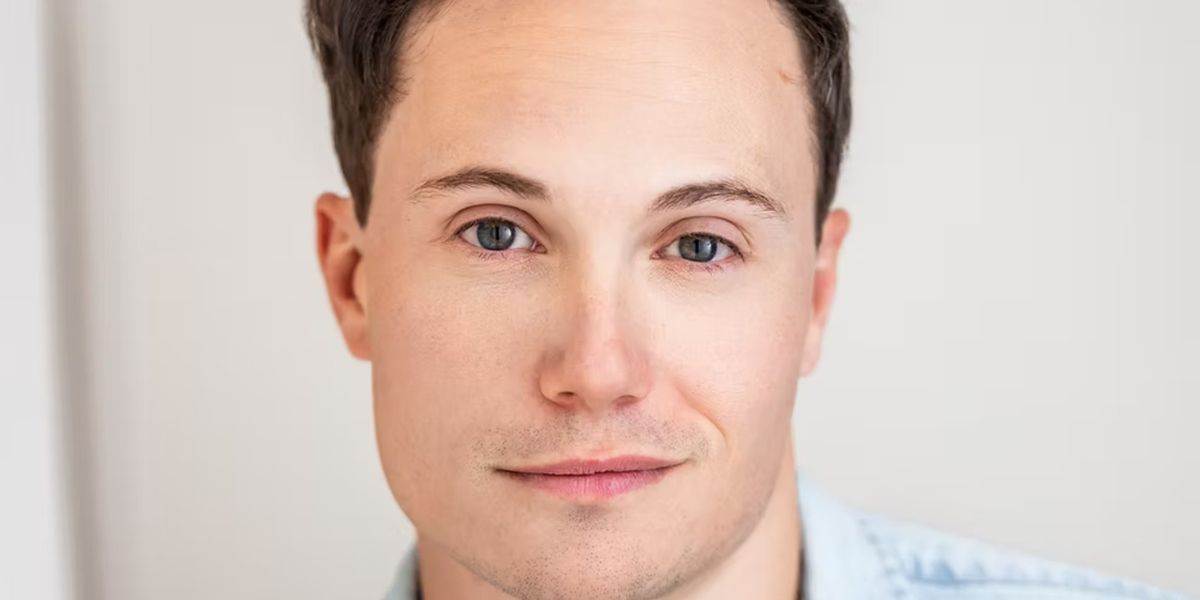 Joy, Curiosity, and Fellowship: Nick Moulton Portrays the Lovable Olaf in FROZEN