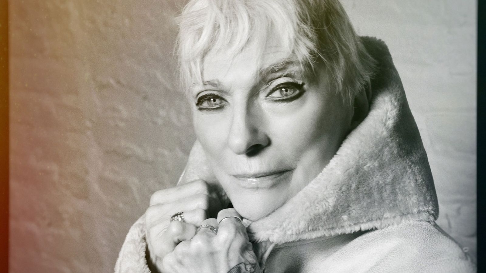 Collins Singer Judy Collins to Perform Final UK Concert at London Palladium ...