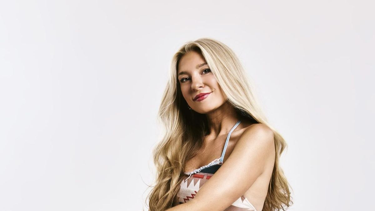 Julia Cole to Release LOVE YOU TO DEATH (Deluxe) Album
