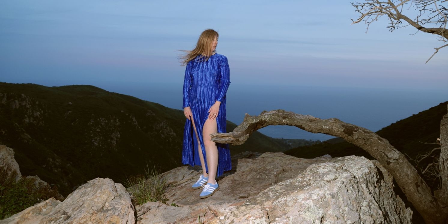 KACEY JOHANSING Releases New Album 'Year Away'  Image