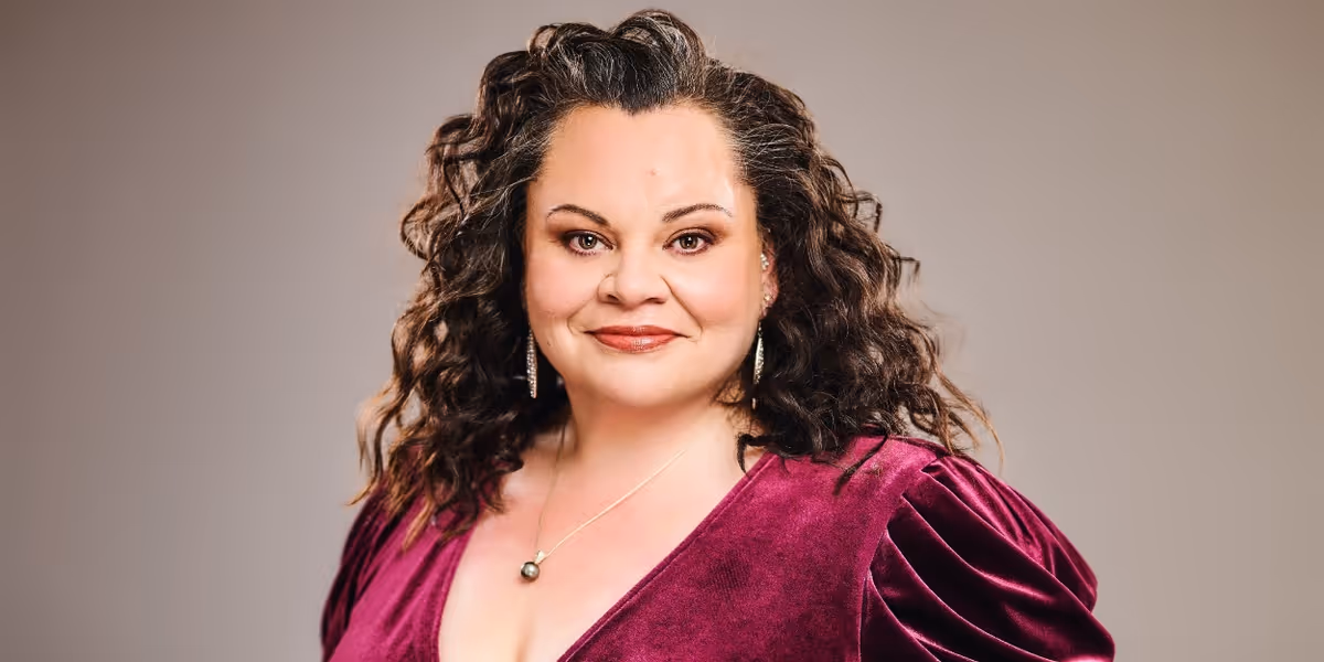 Keala Settle Celebrates Her Journey, Local Venue’s Third Anniversary