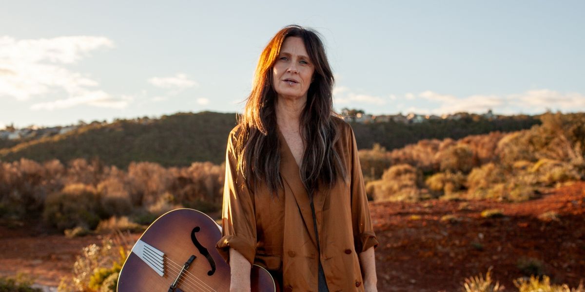 Kasey Chambers Details Collaborative Book/Album Project Coming This October