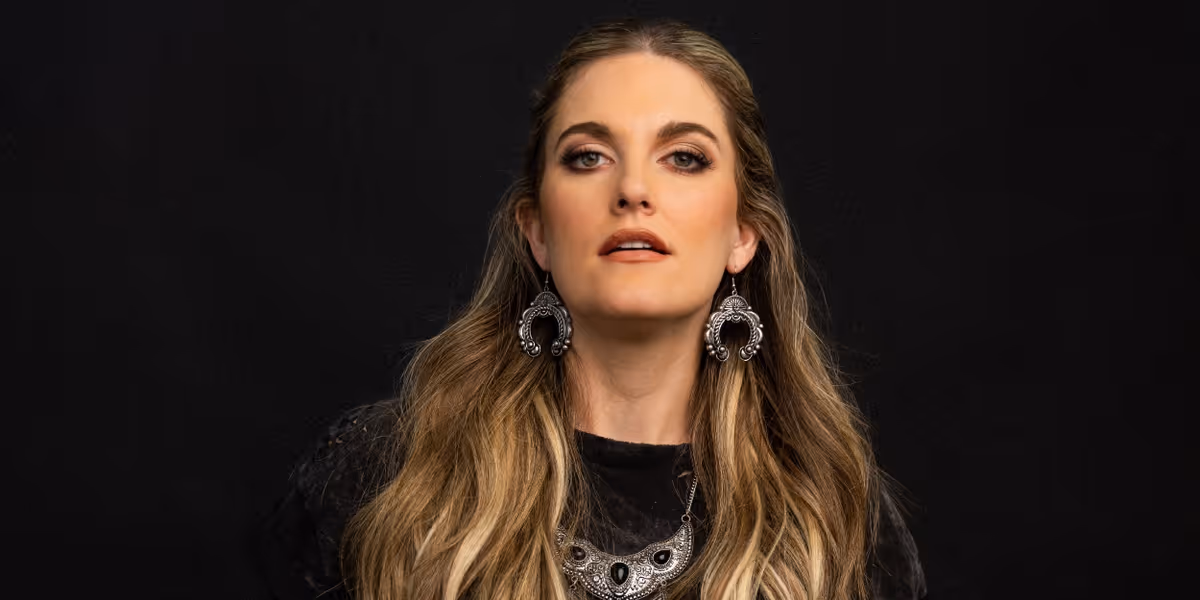 Kasey Tyndall Releases 'O Come All Ye Faithful' Cover