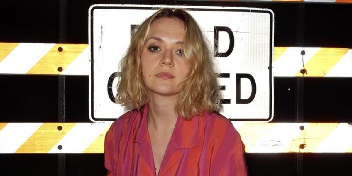 Kate Davis Shares Acoustic Version of 'Long Long Long'