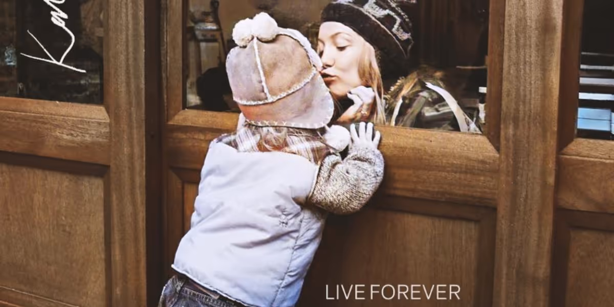 Video: Kate Hudson Releases New Song, 'Live Forever'