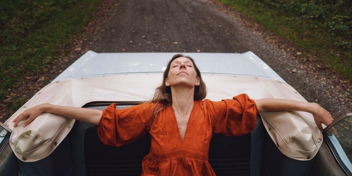 Kate Prascher Releases Sophomore Album SUNDAY AFTERNOON on First City Artists