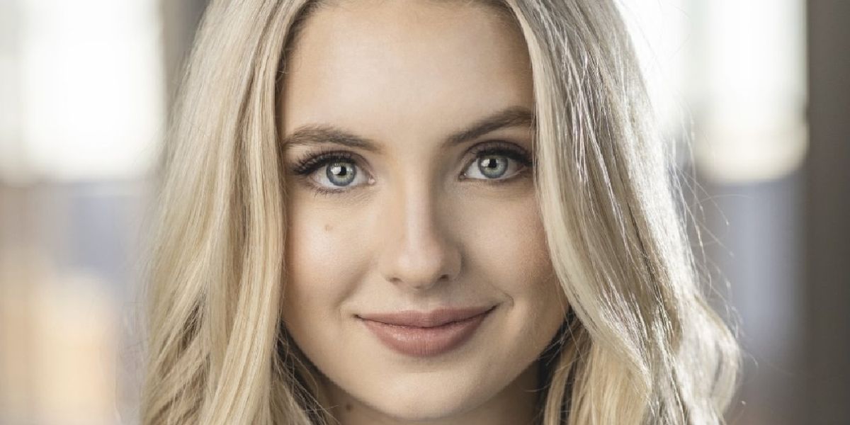 凯瑟琳·阿德琳将在《回到未来》音乐剧巡演中饰演洛兰·贝恩斯 