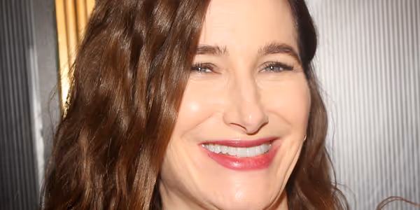 Kathryn Hahn Says TANGLED's 'Mother Knows Best' Choreography is 'Out of This World' Photo