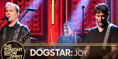 Keanu Reeves' Band Dogstar Performs JOY on THE TONIGHT SHOW Photo
