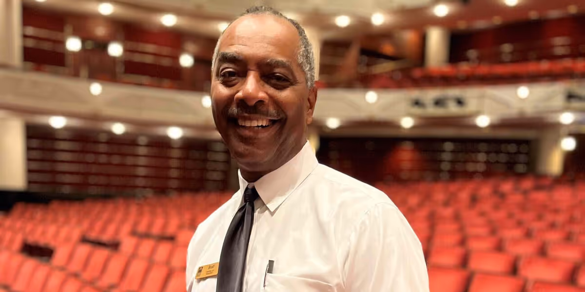 Kravis Center to Recruit Volunteer Ushers for Upcoming Season