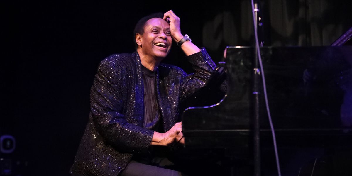 Copeland Davis and Avery Sommers to Perform at LIVE AT THE SUNSET LOUNGE