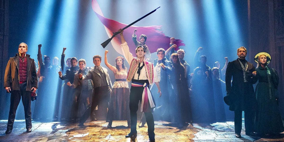 LOS MISERABLES celebra 250 funciones en el Teatro Apolo de Madrid