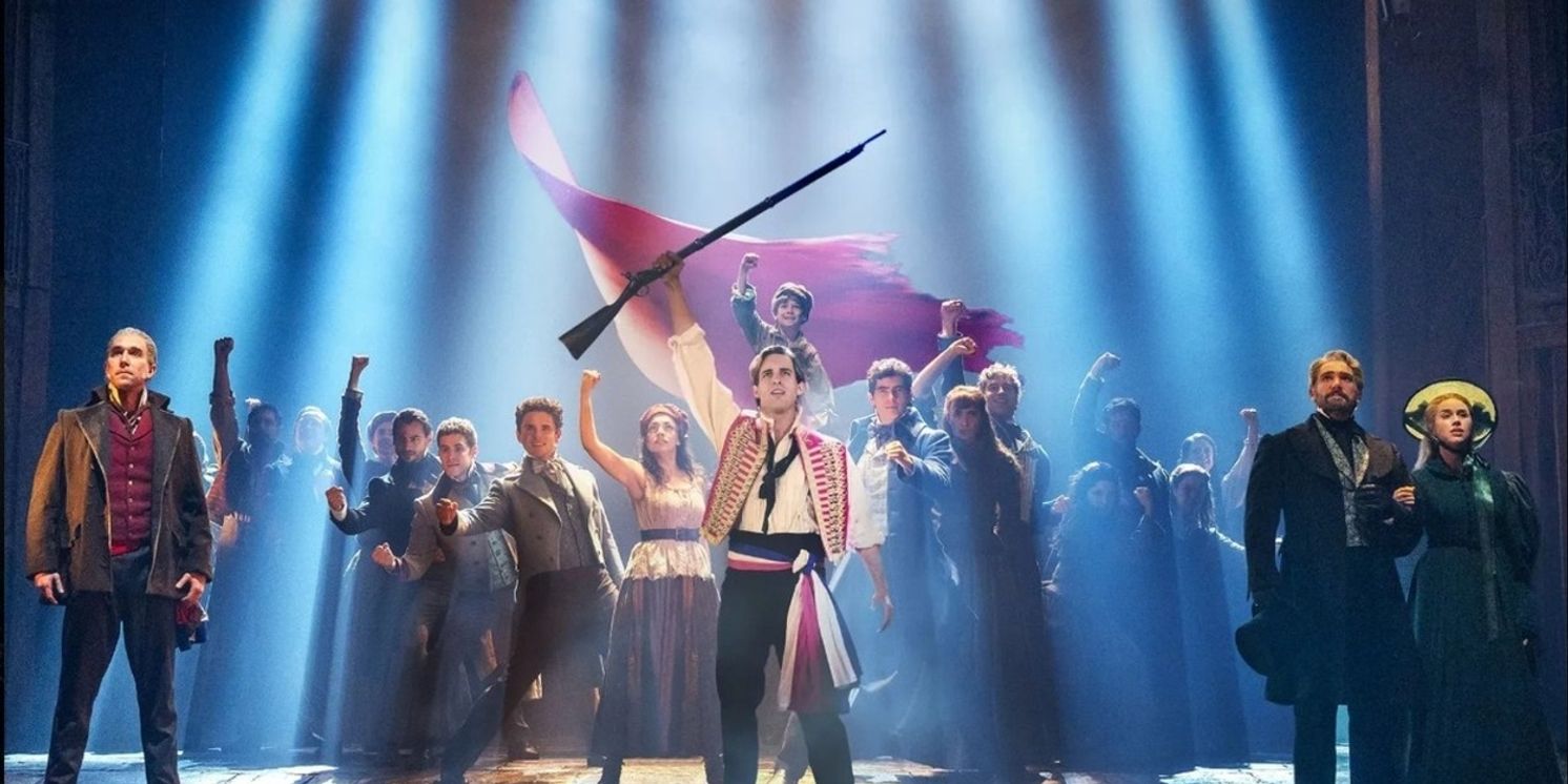 LOS MISERABLES celebra sus primeras 100 funciones coincidiendo con el aniversario de Víctor Hugo  Image