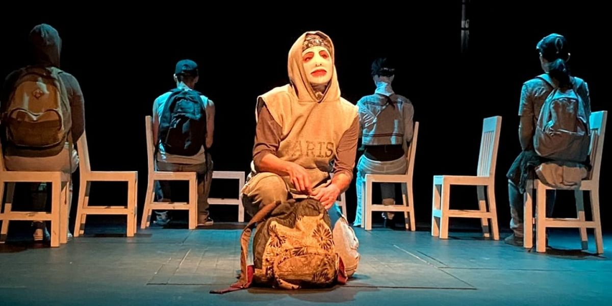 La Compañía Nacional De Teatro Escenifica Libro Centroamericano De Los Muertos, Montaje Del Proyecto Maratón De Poesía