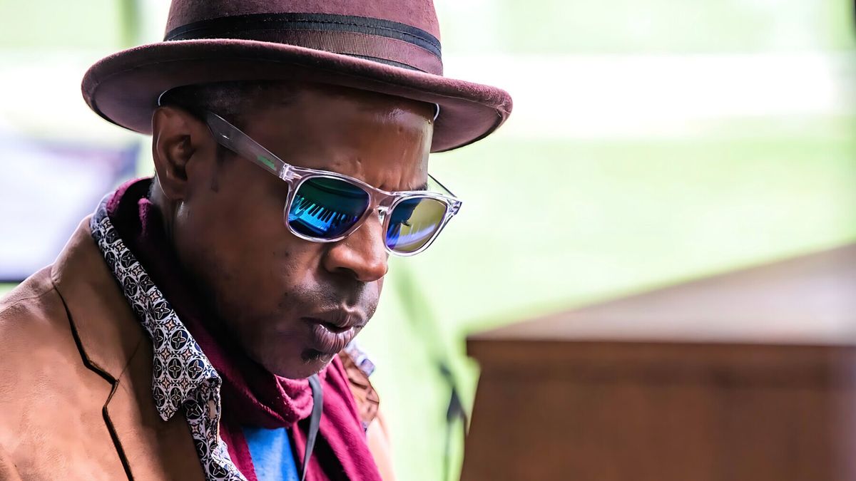 Lafayette Gilchrist and Cecil Brooks Will Perform at The Lilypad in November
