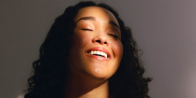 UNFOLDING: A 25 YEAR CELEBRATION Debuts At Green Room 42 With Langley Leilani Photos