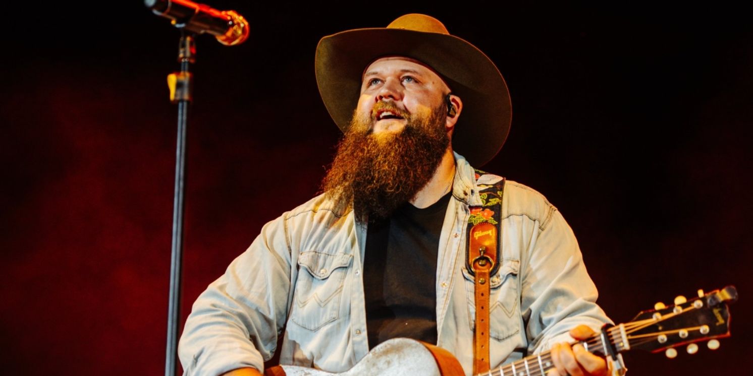 Larry Fleet Sets the 'Earned It' Tour for 2024  Image