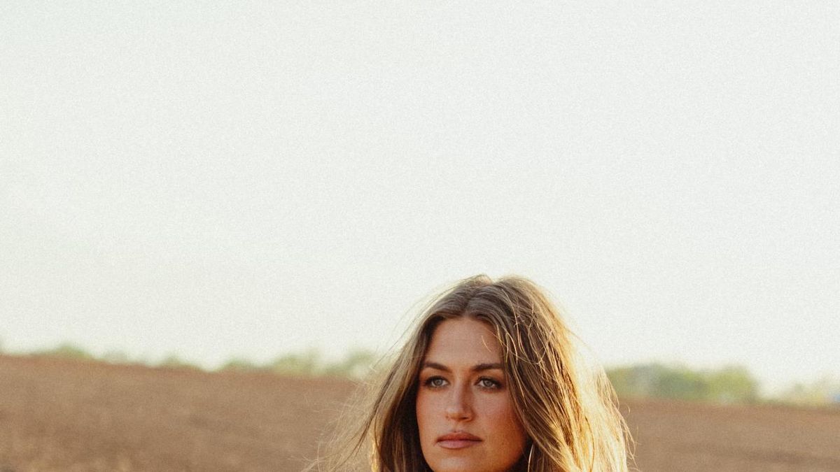 Lauren Watkins to Release New Album IF I'M BEING HONEST