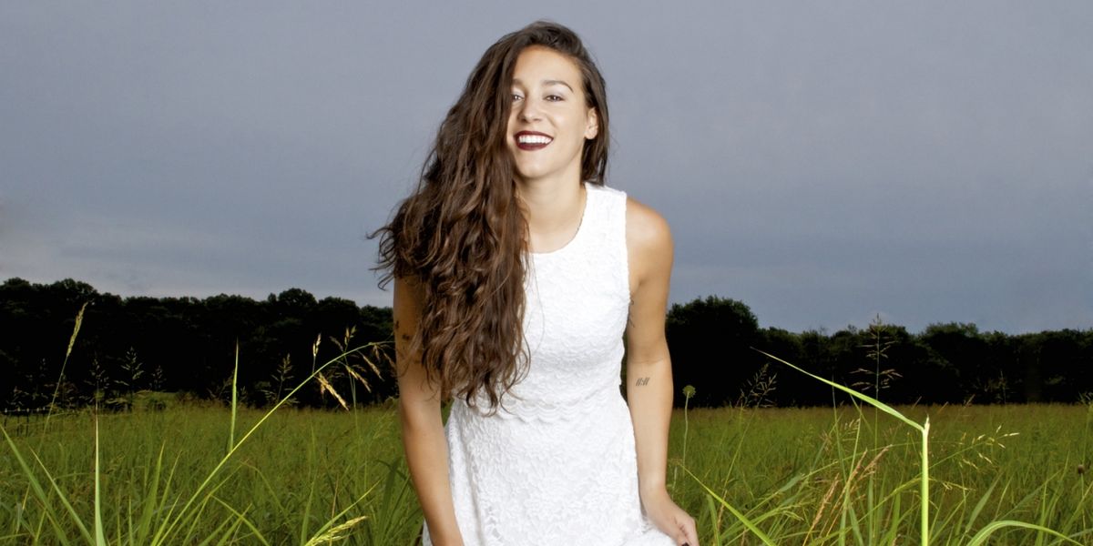 Leanne Pearson Releases Heartfelt Ode To Love And Marriage In 'I Do Again'