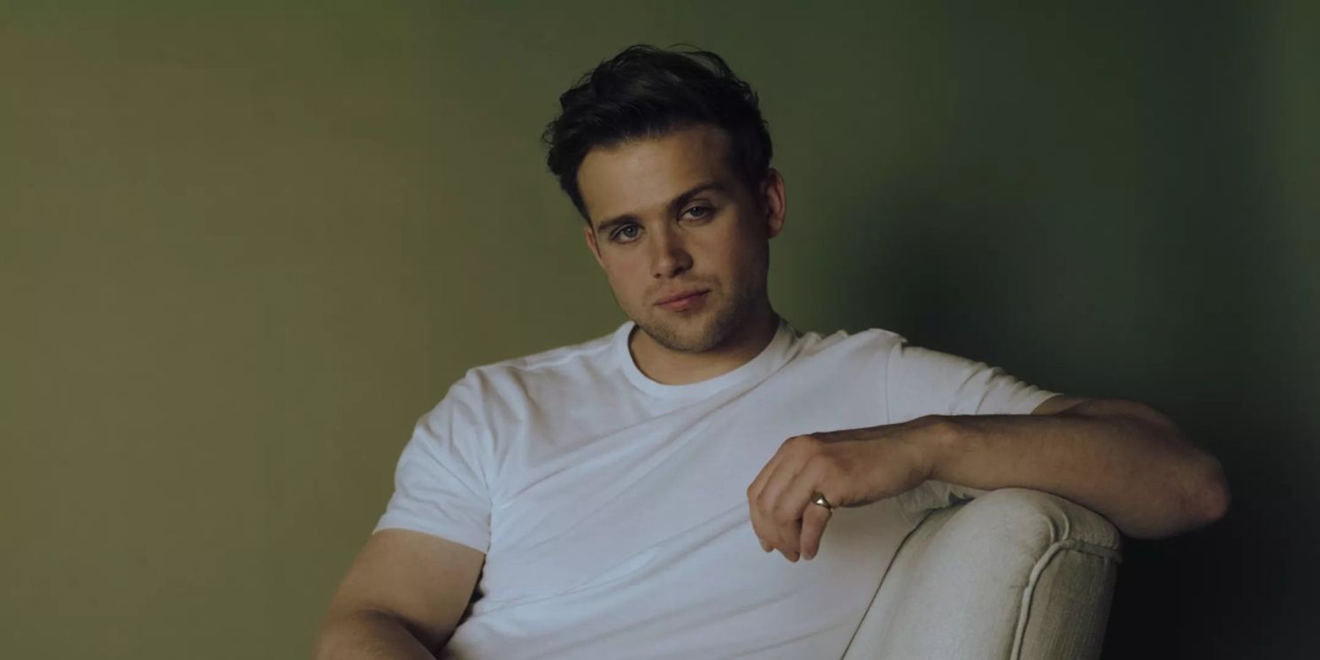 Leo Woodall Joins Cast of Netflix's VLADIMIR Series  Image